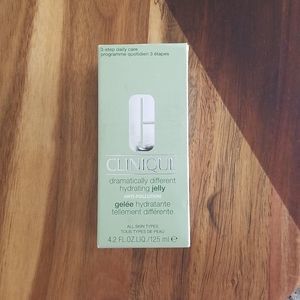 Clinique dramatically different hydrating jelly